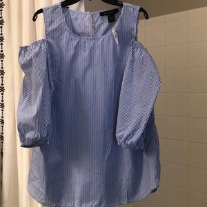 Ashley Stewart Blouse shoulders out, Striped